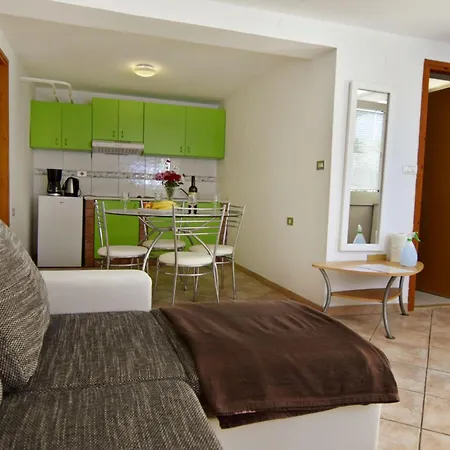 Nika 4 In Der Residenz Mit Pool Und Wh By Interhome Umago